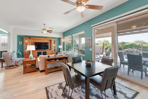 Dining - 4267 E Ficus Way, Gilbert, AZ 85298 photo 3 of 4