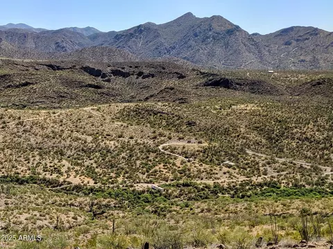 1111 N Cow Creek Rd #23, Morristown, AZ 85342