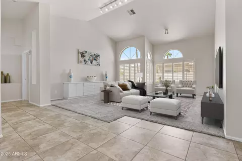 330 E South Fork Dr, Phoenix, AZ 85048 photo 5