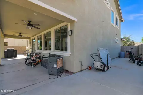 Exterior - 3035 E Russell St, Mesa, AZ 85213 photo 4 of 9