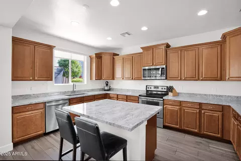 Kitchen - 3035 E Russell St, Mesa, AZ 85213 photo 5 of 5