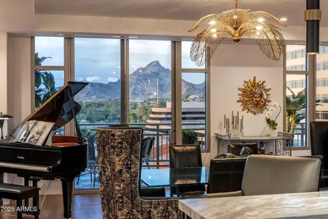 2211 E Camelback Rd #902, Phoenix, AZ 85016
