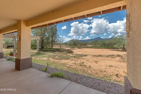Exterior - 7072 S Ridling Dr, Hereford, AZ 85615 photo 7 of 13