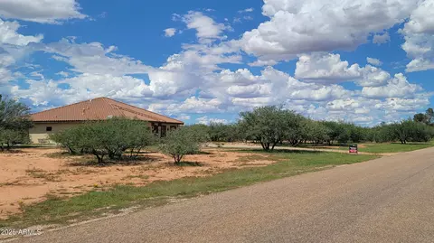 Other - 7072 S Ridling Dr, Hereford, AZ 85615 photo 3 of 16