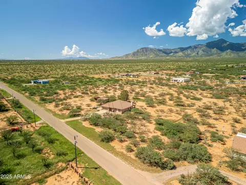 View/Area - 7072 S Ridling Dr, Hereford, AZ 85615 photo 13 of 14