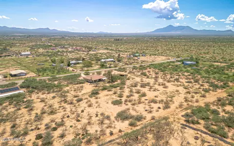 View/Area - 7072 S Ridling Dr, Hereford, AZ 85615 photo 10 of 14