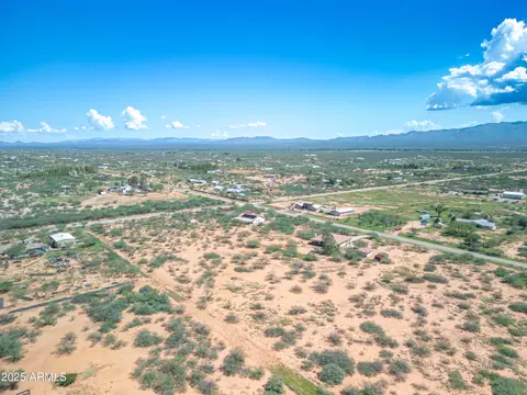 View/Area - 7072 S Ridling Dr, Hereford, AZ 85615 photo 7 of 14