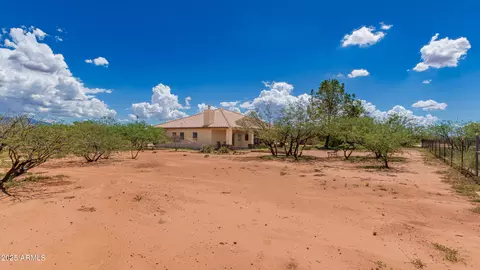 Exterior - 7072 S Ridling Dr, Hereford, AZ 85615 photo 13 of 13