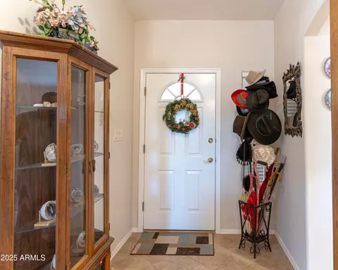 Entry Way - 7072 S Ridling Dr, Hereford, AZ 85615 photo 1 of 3