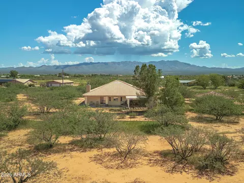 View/Area - 7072 S Ridling Dr, Hereford, AZ 85615 photo 4 of 14