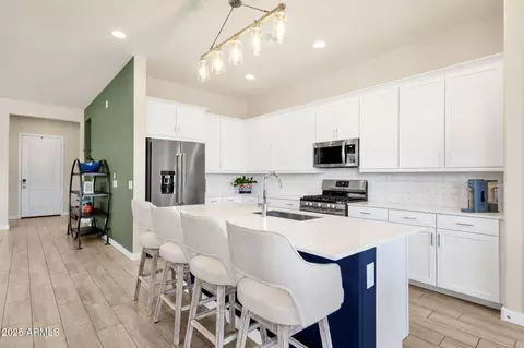 Kitchen - 4336 E Austin Dr E, Gilbert, AZ 85296 photo 5 of 5
