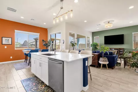 Kitchen - 4336 E Austin Dr E, Gilbert, AZ 85296 photo 2 of 5