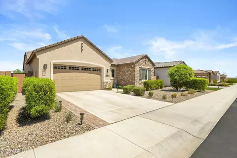 Exterior - 4336 E Austin Dr E, Gilbert, AZ 85296 photo 2 of 24