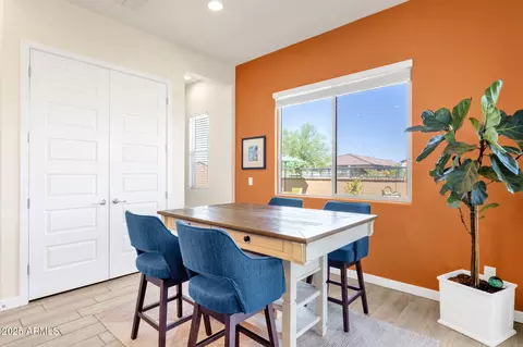 Dining - 4336 E Austin Dr E, Gilbert, AZ 85296 photo 2 of 4