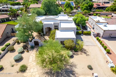 View/Area - 11626 S Tonalea Dr, Phoenix, AZ 85044 photo 2 of 15