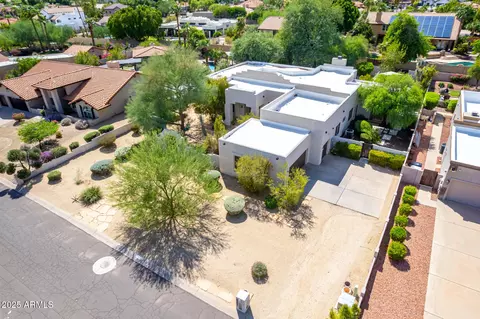 View/Area - 11626 S Tonalea Dr, Phoenix, AZ 85044 photo 4 of 15