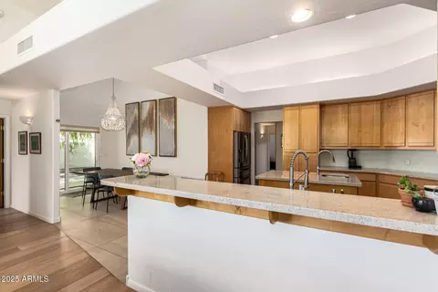 Kitchen - 11626 S Tonalea Dr, Phoenix, AZ 85044 photo 4 of 4
