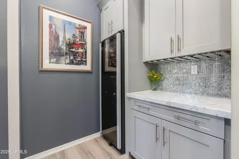 Kitchen - 3732 E Maffeo Rd, Phoenix, AZ 85050 photo 5 of 5