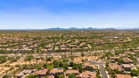 View/Area - 3732 E Maffeo Rd, Phoenix, AZ 85050 photo 5 of 13