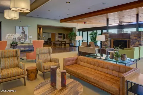 View/Area - 3732 E Maffeo Rd, Phoenix, AZ 85050 photo 8 of 13