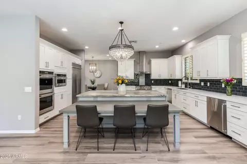 Kitchen - 3732 E Maffeo Rd, Phoenix, AZ 85050 photo 1 of 5