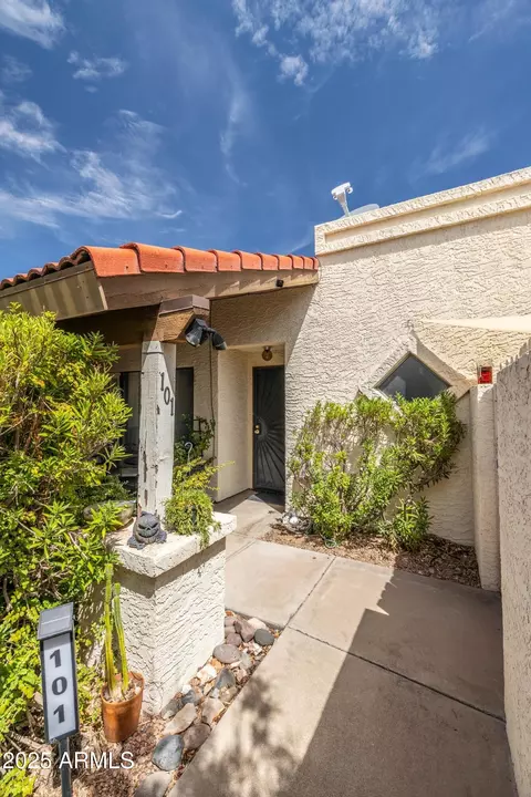 13644 N Hamilton Dr, Fountain Hills, AZ 85268