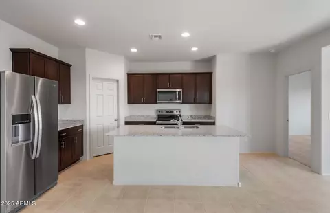 4971 S 254th Dr, Buckeye, AZ 85326 photo 4