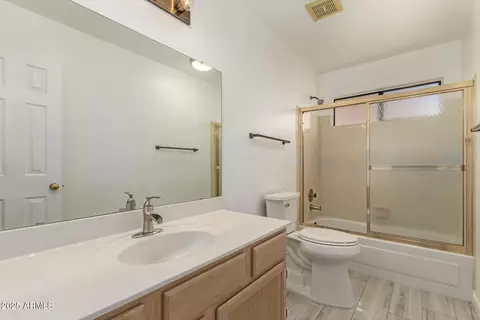 Bath - 1426 E Redfield Rd, Gilbert, AZ 85234 photo 2 of 3