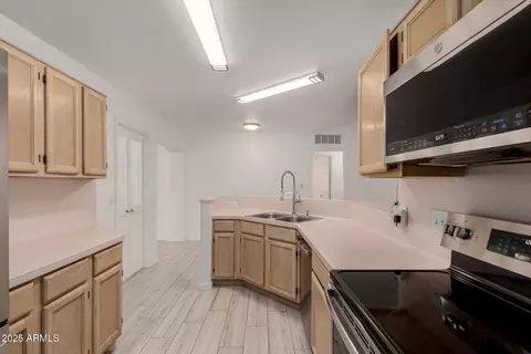 Kitchen - 1426 E Redfield Rd, Gilbert, AZ 85234 photo 3 of 3
