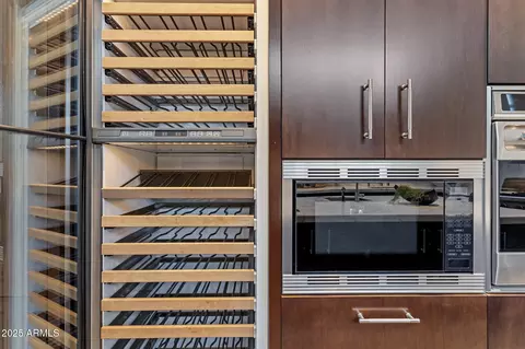 Kitchen - 5817 N 45th St, Phoenix, AZ 85018 photo 5 of 7