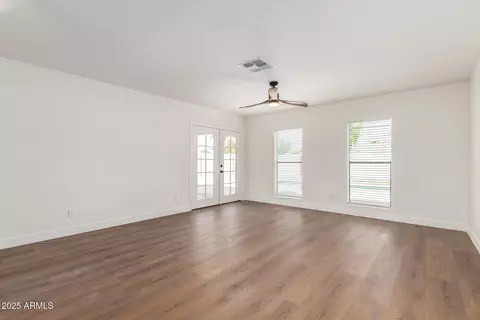 3016 E Larkspur Dr, Phoenix, AZ 85032 photo 3