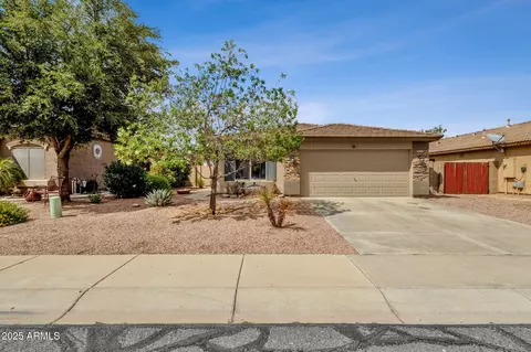 2056 W Allens Peak Dr, San Tan Valley, AZ 85142