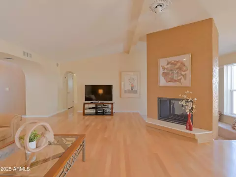 Living - 1216 E Winged Foot Rd, Phoenix, AZ 85022 photo 1 of 4