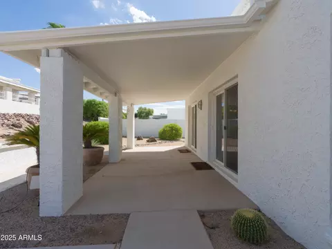 Exterior - 1216 E Winged Foot Rd, Phoenix, AZ 85022 photo 7 of 12