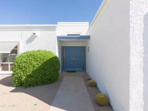 Exterior - 1216 E Winged Foot Rd, Phoenix, AZ 85022 photo 5 of 12