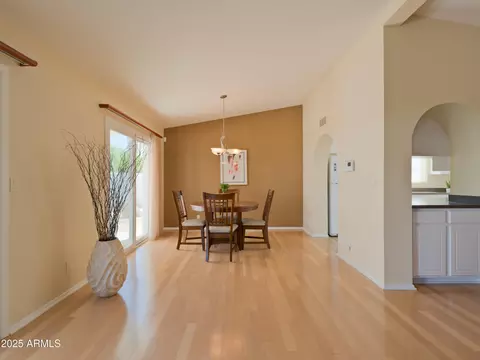 Dining - 1216 E Winged Foot Rd, Phoenix, AZ 85022 photo 2 of 2