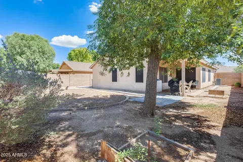 3024 S 64th Ave, Phoenix, AZ 85043 photo 6