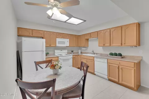 4328 E Capri Ave #194, Mesa, AZ 85206