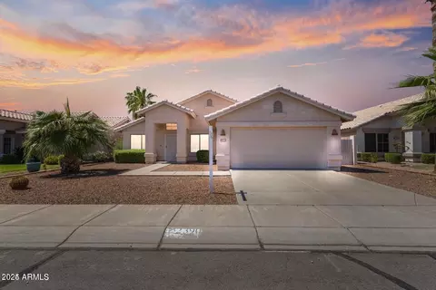 2390 S Walnut Dr, Chandler, AZ 85286
