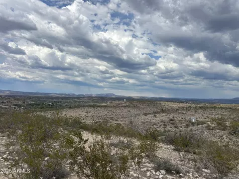 00 E Dragonshead 644ac Rd #-, Lake Montezuma, AZ 86342