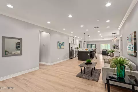 Entry Way - 1002 E Medlock Dr, Phoenix, AZ 85014 photo 1 of 1