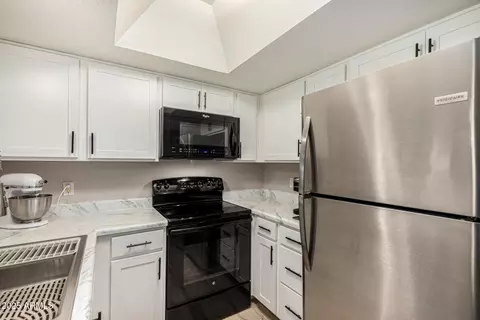 1720 E Thunderbird Rd #2001, Phoenix, AZ 85022 photo 10