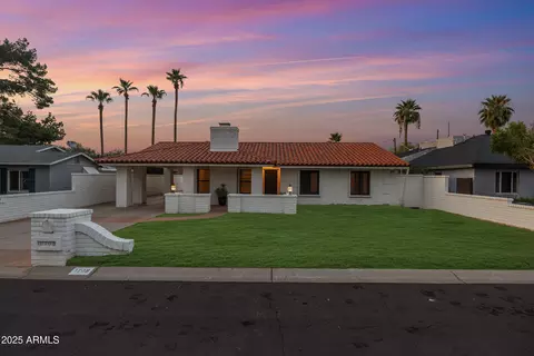 Exterior - 1708 E Solano Dr, Phoenix, AZ 85016 photo 10 of 14