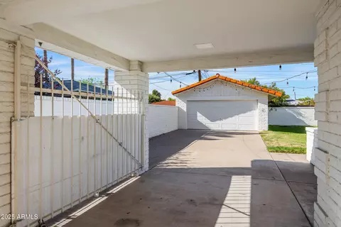 Exterior - 1708 E Solano Dr, Phoenix, AZ 85016 photo 8 of 14