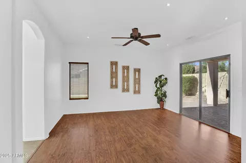 10154 E Kilarea Ave, Mesa, AZ 85209 photo 11