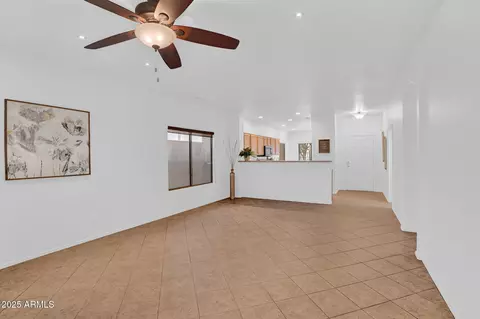 10154 E Kilarea Ave, Mesa, AZ 85209 photo 4