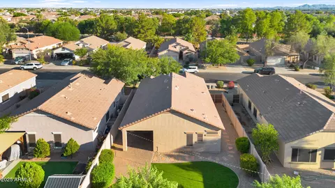 10154 E Kilarea Ave, Mesa, AZ 85209 photo 32