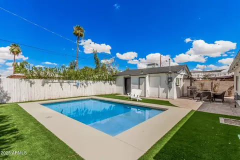 Exterior - 3516 Earll Dr, Phoenix, AZ 85018 photo 2 of 3