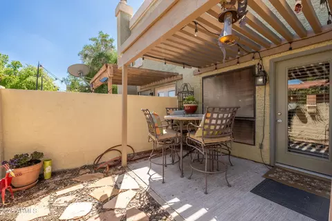 Exterior - 815 E Grovers Ave #55, Phoenix, AZ 85022 photo 5 of 7