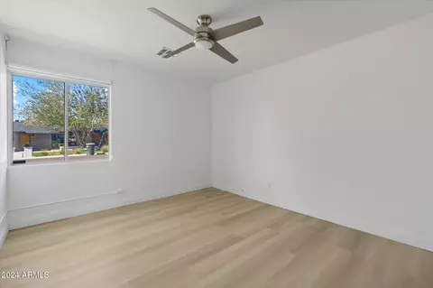 1455 E Tuckey Ln, Phoenix, AZ 85014 photo 25